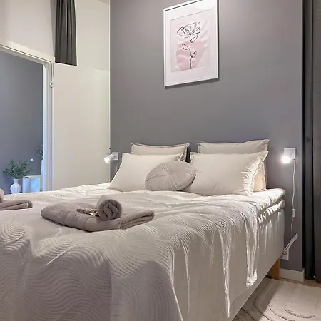 Galaxy Aurora Residence-near Santa Claus Village
